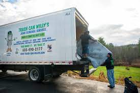 Best Carpet Removal and Disposal  in Moweaqua, IL